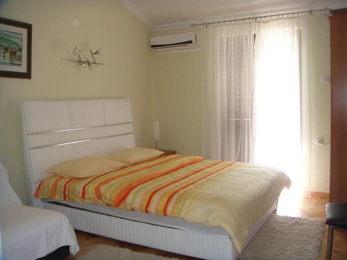 Apartments Grispolis Tivat Exterior photo